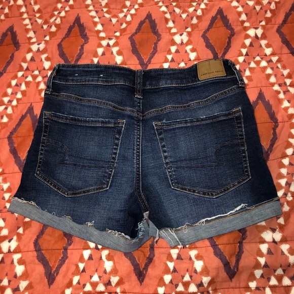 American Eagle midi midrise size 4 shorts - Picture 2 of 5